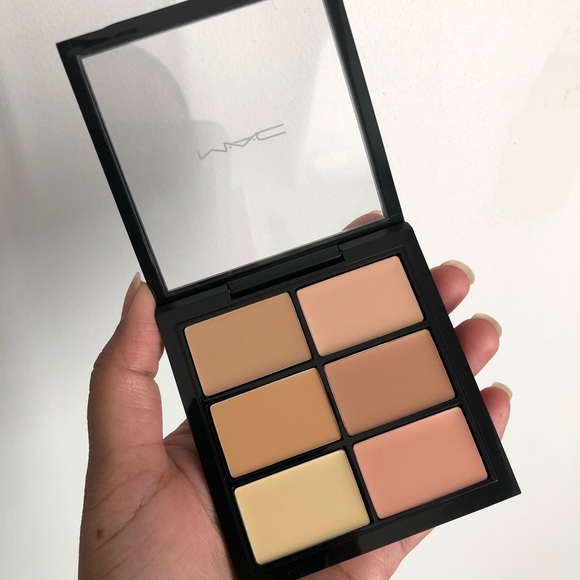 MAC Studio Fix Conceal and Correct Palette - Light - Picture 4 of 5
